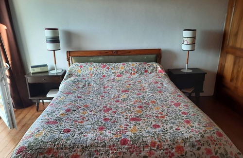 Cahors Bed & Breakfast | Rooms, overlooking the garden and a beautiful view