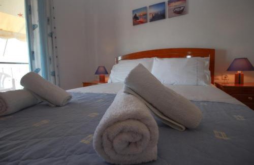 Piqeras House | Rooms to let Spiropali