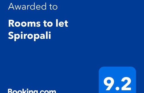 Piqeras House | Rooms to let Spiropali