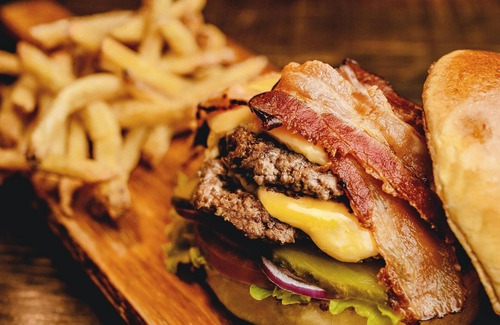 Malviya Nagar Hotel | Roomshala 091 IPS Stay