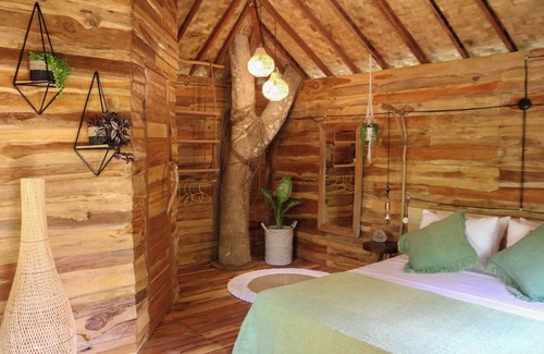 Ungasan House | Roots Tree House
