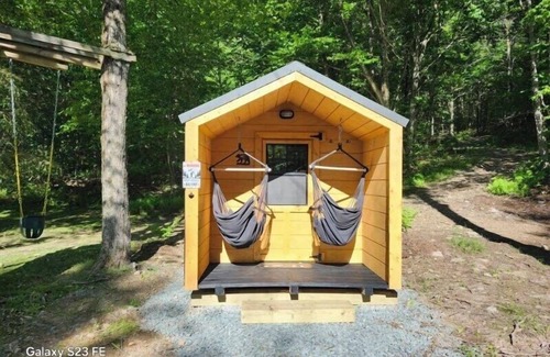 Roscoe Cabin | Roscoe Coop Clucking Crazy Hut