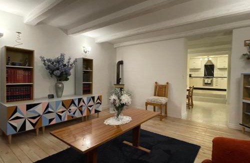 Ziar nad Hronom District House | Rose Cottage