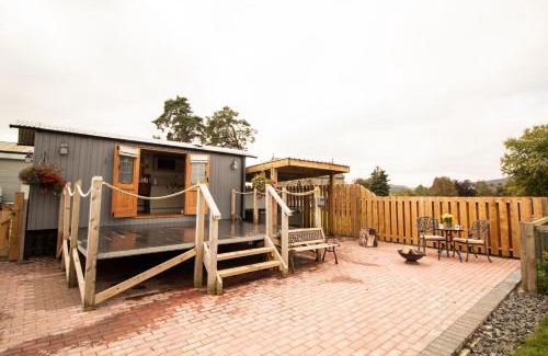 St Harmon House | Rose