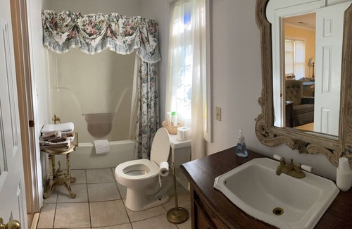 Fayette Bed & Breakfast | Rose House Inn