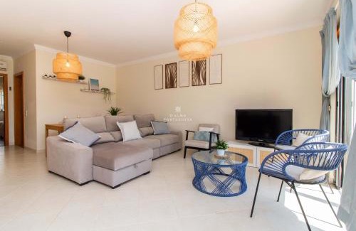 Pata de Baixo Apartment | Rosemary Apartment