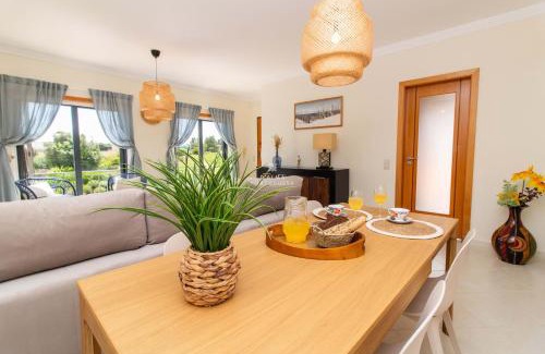 Pata de Baixo Apartment | Rosemary Apartment