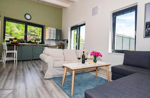 Karlova Ves Apartment | Rosemary Apartment