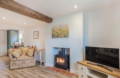 Hickling House | Rosemary Cottage