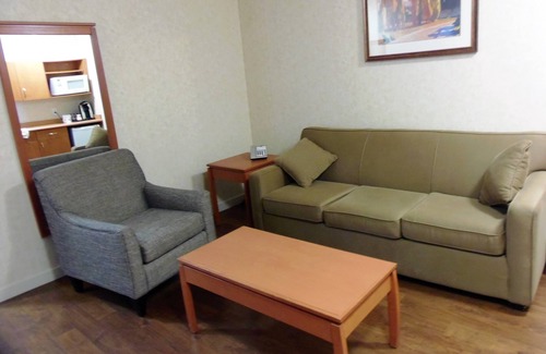 Rosslyn Hotel | Rosslyn Inn and Suites
