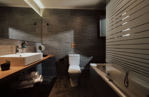 Vourgareli Hotel | Rouista Tzoumerka Resort