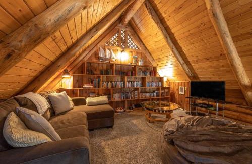 Lyle House | Rowland Log Cabin