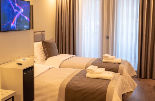 Mjull-Bathore Hotel | Royal East Resort