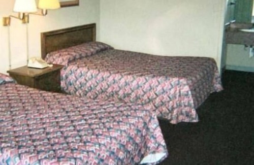 Alcoa Hotel | Royal Extended Stay Alcoa