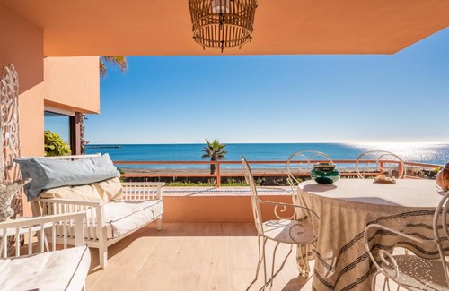 Sotogrande Apartment | Royal Front Beach Apartment