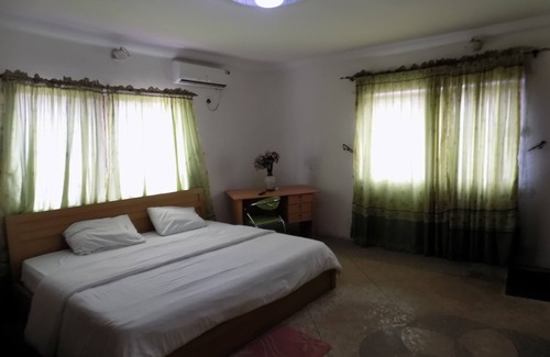 Abeokuta House | Royal Green Guest House