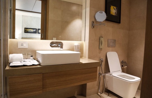 Dahisar East Hotel | Royal Hometel Suites Dahisar Mumbai