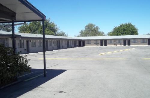 Las Cruces Hotel | Royal Host Motel