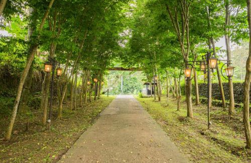 Trawas Resort | Royal Hotel and Outbound Trawas