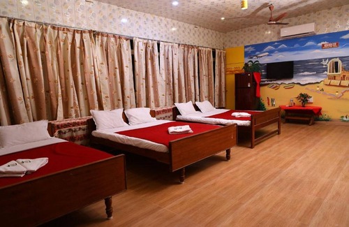 Tranquebar Hotel | Royal House And Park