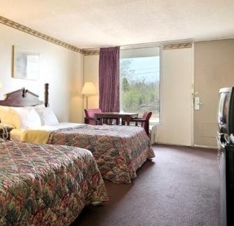 Alcoa Hotel | Royal Inn