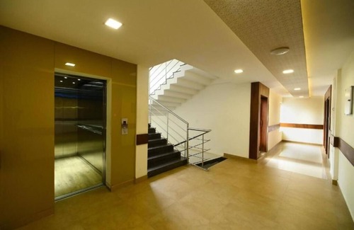 Kozhikode Hotel | Royal Plaza Glitz Inn