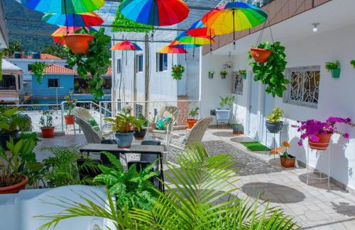 Los Maestros Apartment | Royal Terrace III (Prince)