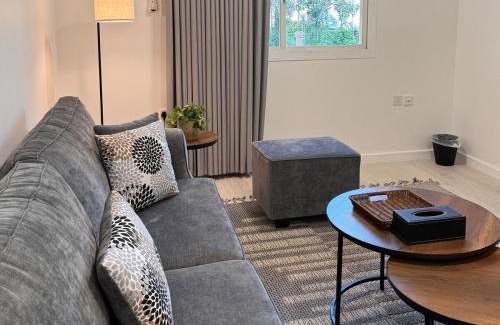 King Abdul Aziz Road Apartment | royal villa for family , 3BR with self-check-in