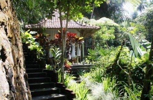 Pakem Villa | Royal Villa traditional Javanese Joglo