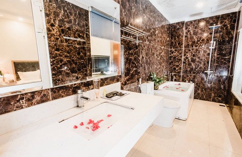 Hoai Duc Hotel | Royal