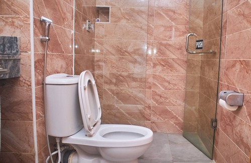 Akure Hotel | Royalbirds Hotel & Towers