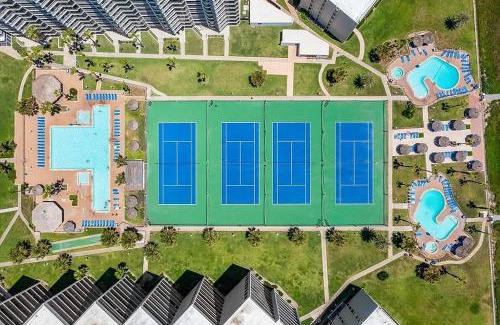 South Padre Island Resort | Royale Beach and Tennis Club