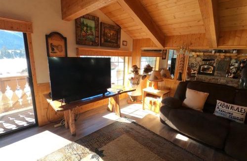 June Lake Apartment | Rr-interlaken 16