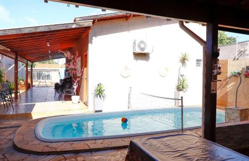 Rubineia House | Rubi casa de temporada com piscina e área gourmet