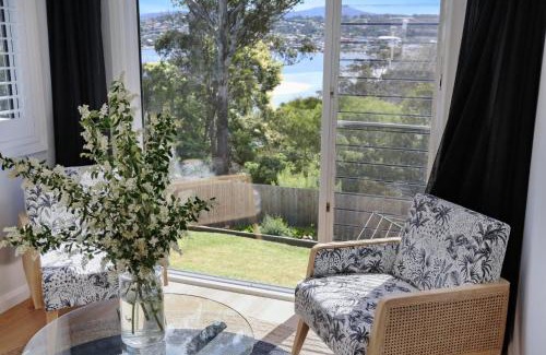 Merimbula House | Ruby Moon