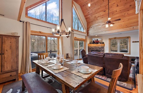 Charter Hills House | Rudolph Resort