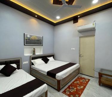 Varanasi House | Rudransh Vintage Home