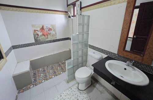 Songkhla Hotel | Ruean Mai Chaylay Songkhla