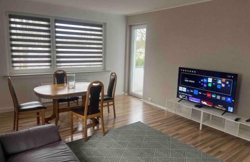 Bergisch Gladbach Apartment | Ruhige Wohnung auf einer Spielstraße - 5 Minuten zur S-Bahn