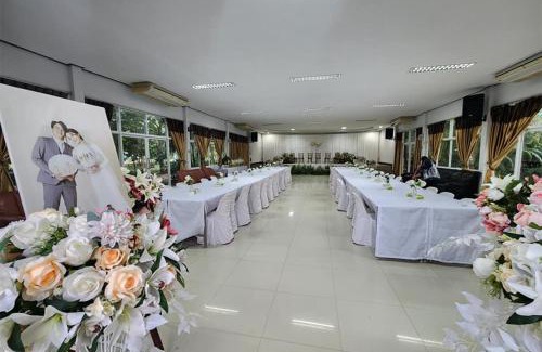 Chonnabot Villa | Rung Rueng Resort