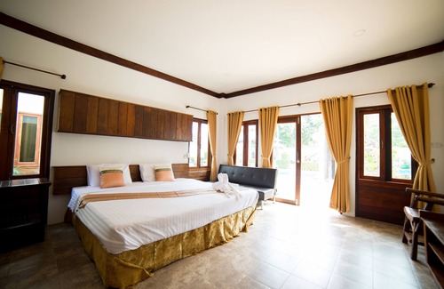 San Sai Hotel | RungNara Pool Villa