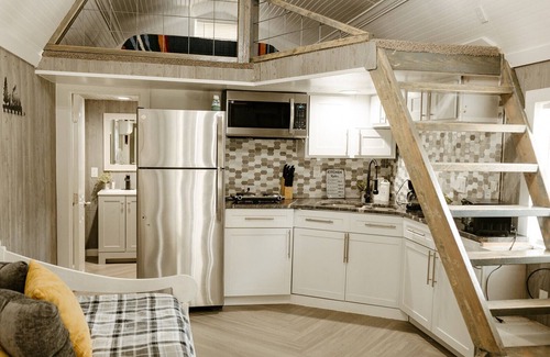 Pine Ridge Cabin | Running Water Tiny Cabin at Big Fork