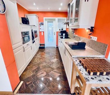 Mettlach Apartment | Rural Home with Large Garden near Saarschleife