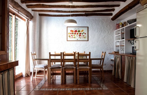 Alcala la Real Cottage | Rural house with patio and garden
