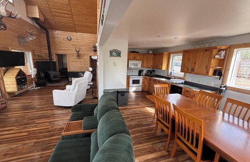 East Central Saskatchewan Cabin | Rural Oasis
