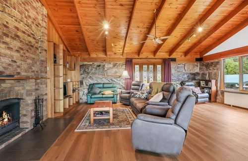 Barwite Other | Russ Paddock Farm Stay with wide open spaces & spectacular views.