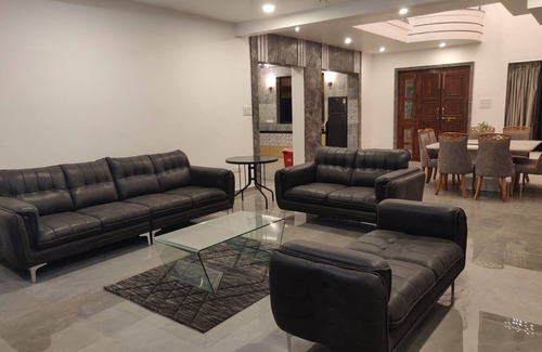 Malavli Villa | RUSSET VILLA - HAVING AN EXCLUSIVE PRIVATE SWIMING POOL & VIBRANT OUTDOOR DECKS