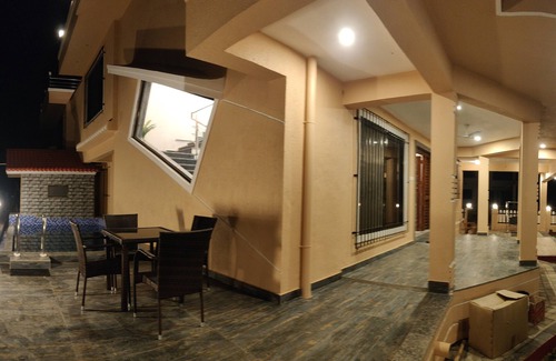 Malavli Villa | RUSSET VILLA - HAVING AN EXCLUSIVE PRIVATE SWIMING POOL & VIBRANT OUTDOOR DECKS