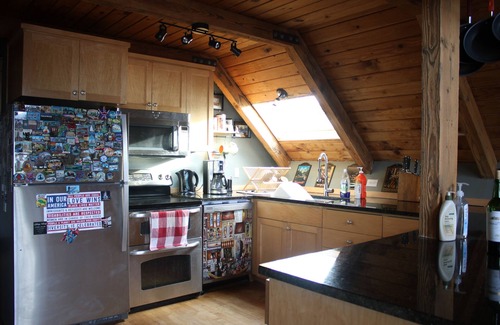 Oak Harbor Ski Chalet | Rustic A-Frame Retreat 5 mins from Deception Pass