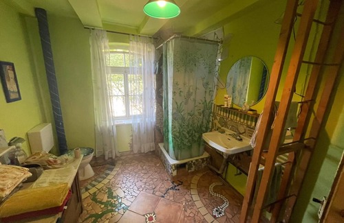 Bodenwerder House | Rustic accommodation on the edge of the forest - hikers, children and cyclists welcome